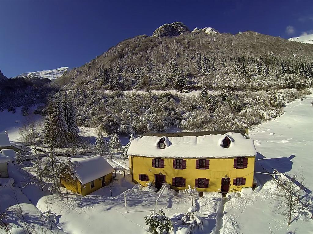 Gite Auberge Les Cascades La Mongie Zewnętrze zdjęcie