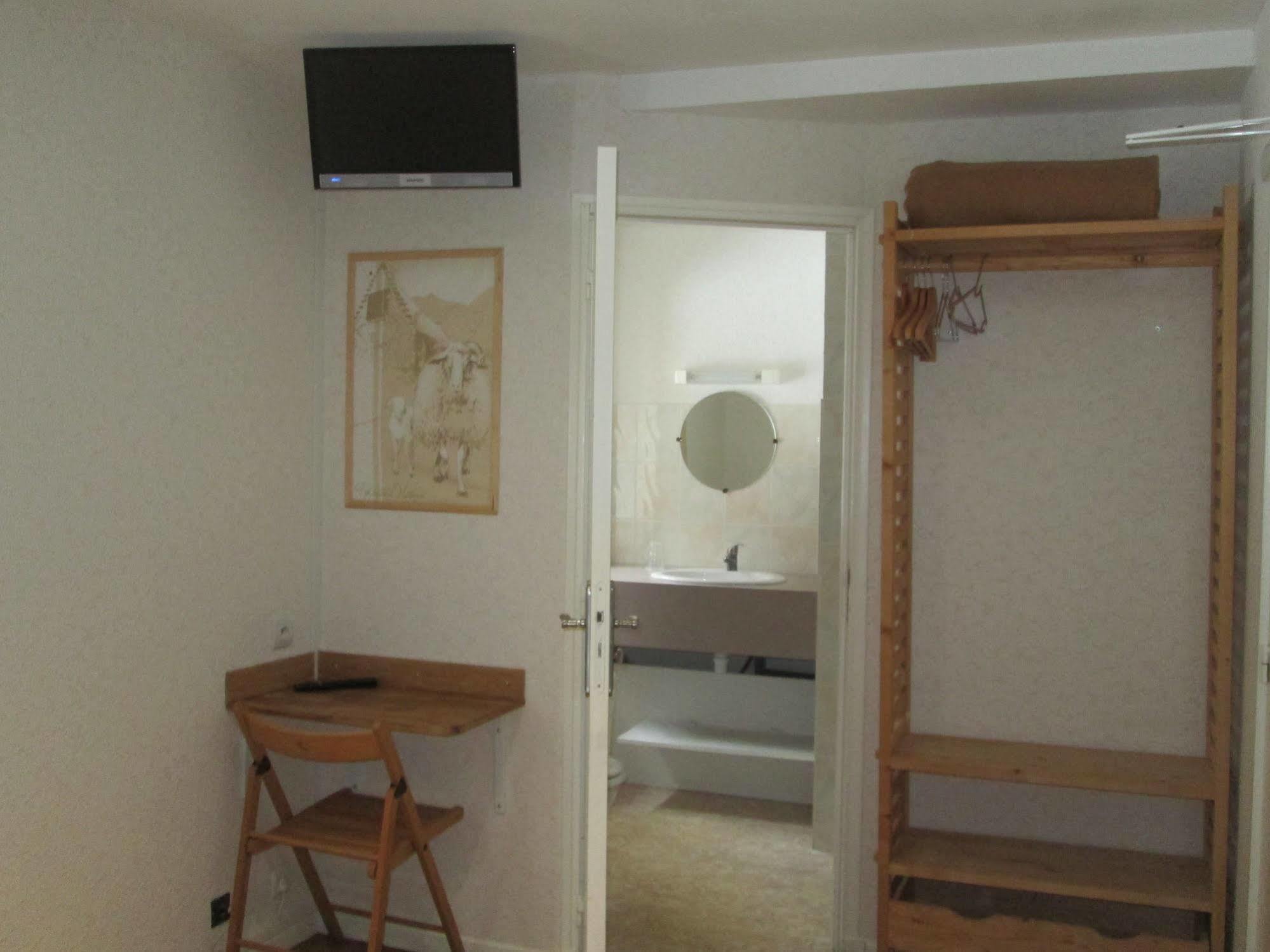 Gite Auberge Les Cascades La Mongie Zewnętrze zdjęcie