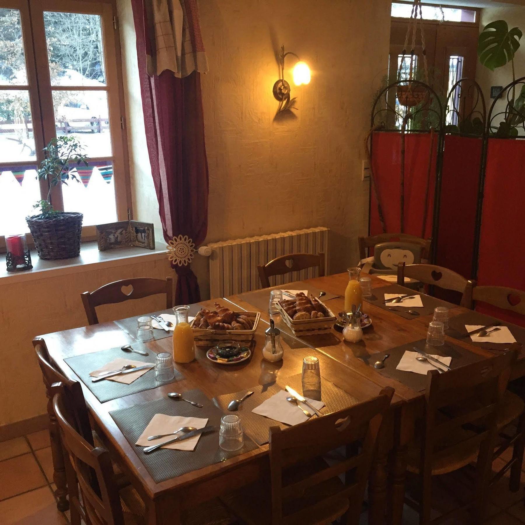 Gite Auberge Les Cascades La Mongie Zewnętrze zdjęcie